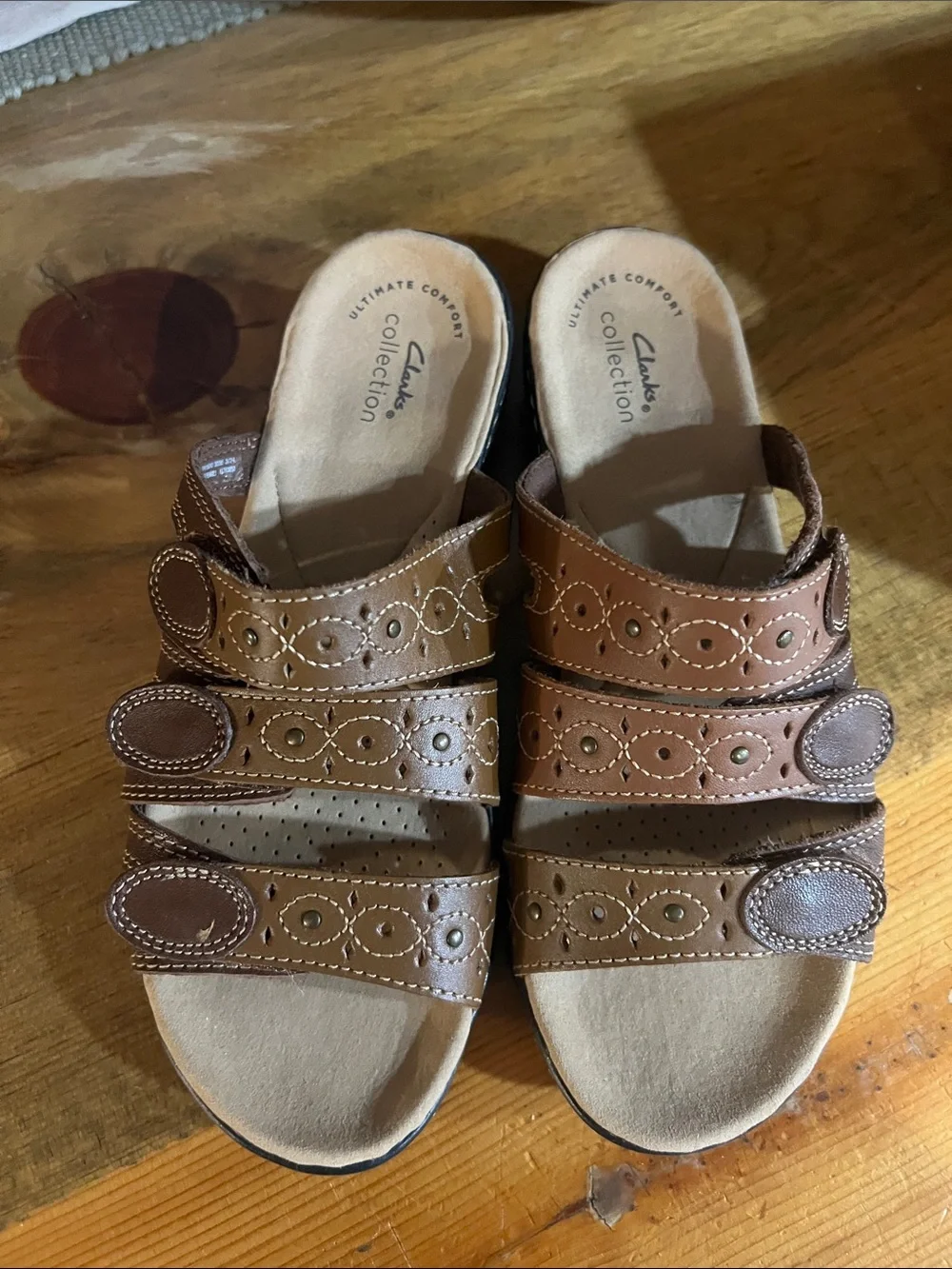 Clarks Brown Triple-Strap Leather Slide Sandals Leisa Cacti sz 6.5